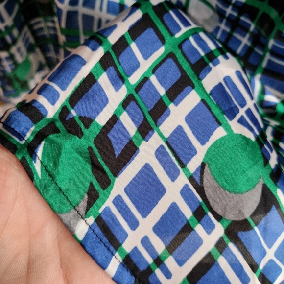 Nine West Geometric Pattern Top - Picture 10 of 15